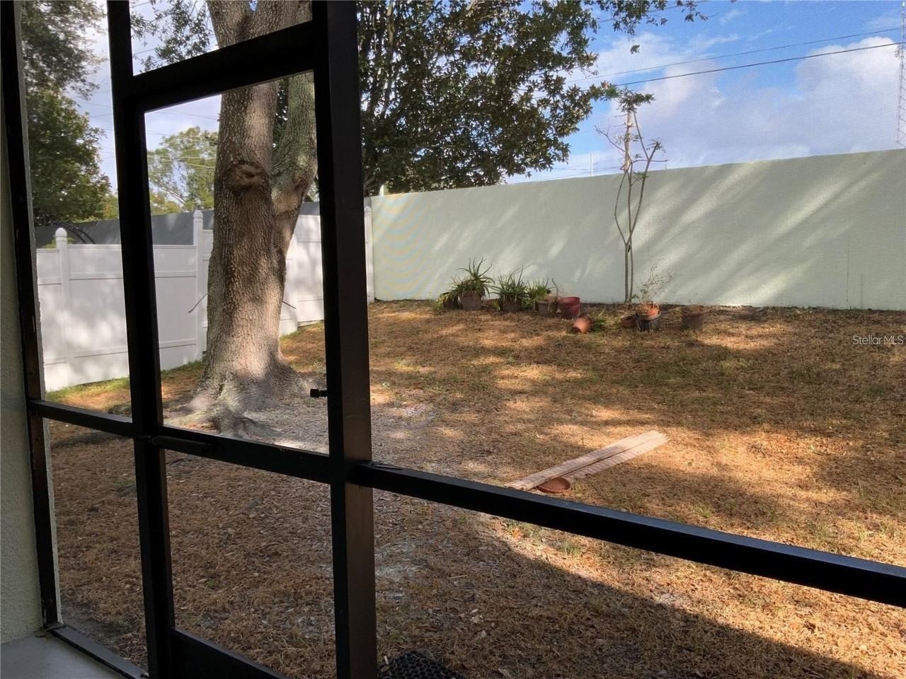 9730 White Barn Way - Photo 4 of 25