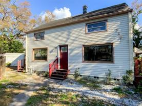 719 Bay St - Photo 1 of 1