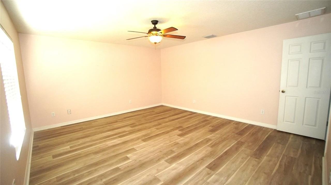 30950 Mandolin Cay Ave - Photo 5 of 17