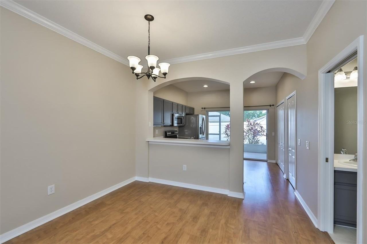 12956 Kings Crossing Dr - Photo 4 of 16