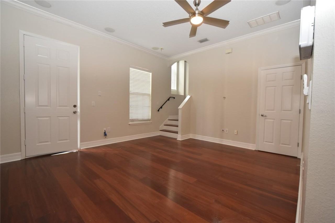 1007 Edison Park Ct - Photo 4 of 17