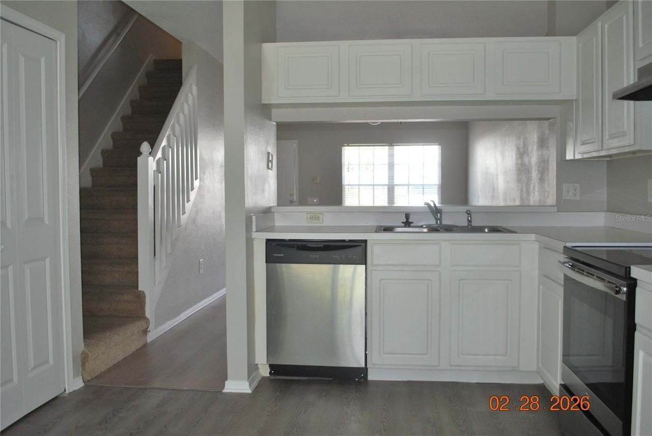 2368 Lake Woodberry Cir - Photo 3 of 12