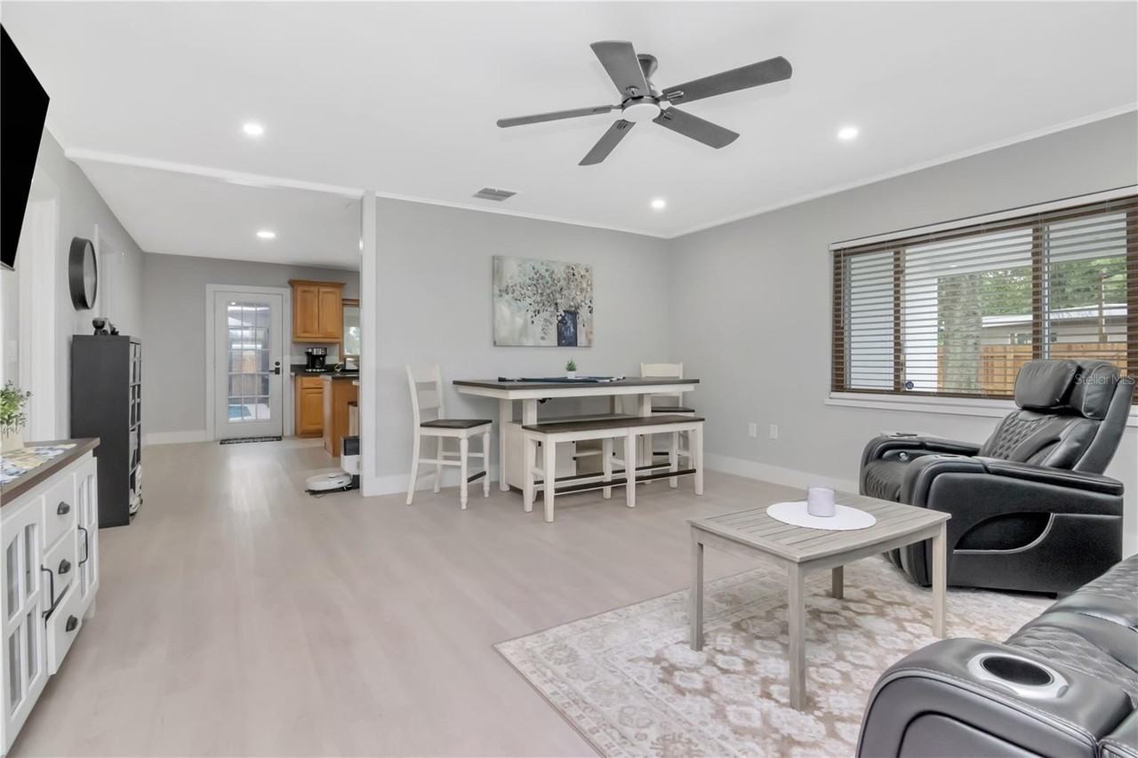 204 7th Ave Nw - Photo 2 of 40