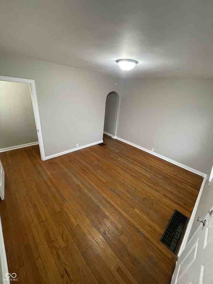 8763 E 46th St - Photo 2 of 14