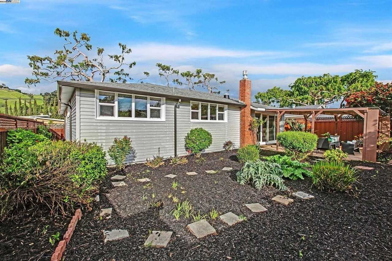 30847 Prestwick Ave - Photo 4 of 4