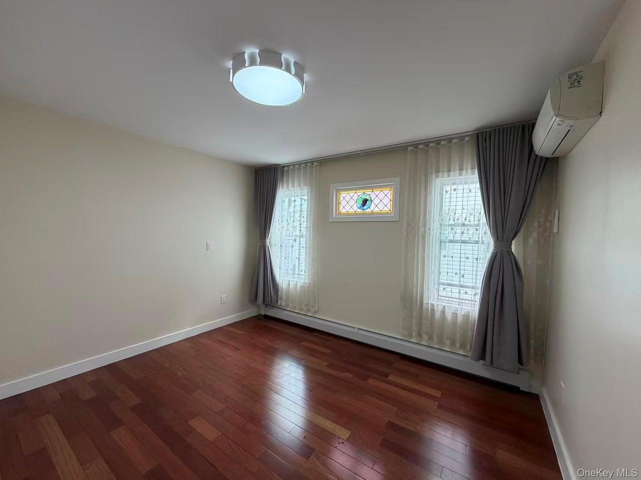 30 Herkomer St - Photo 7 of 20