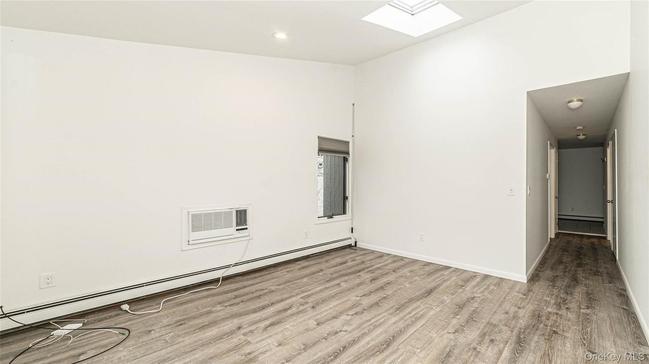 14 Bellemeade Ave Apt 1 - Photo 2 of 8