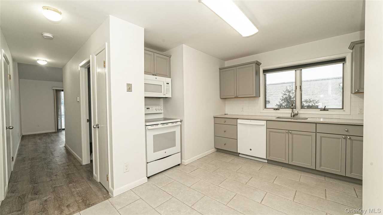 14 Bellemeade Ave Apt 1 - Photo 6 of 8