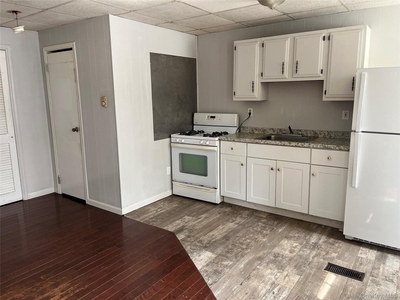 162 Jersey Ave Unit 1f - Photo 2 of 3