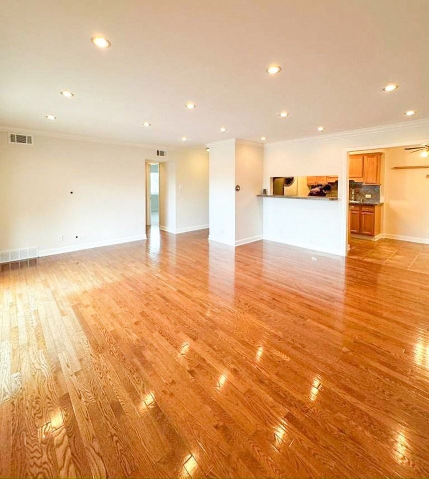 675 Grove Dr Apt 208 - Photo 2 of 25