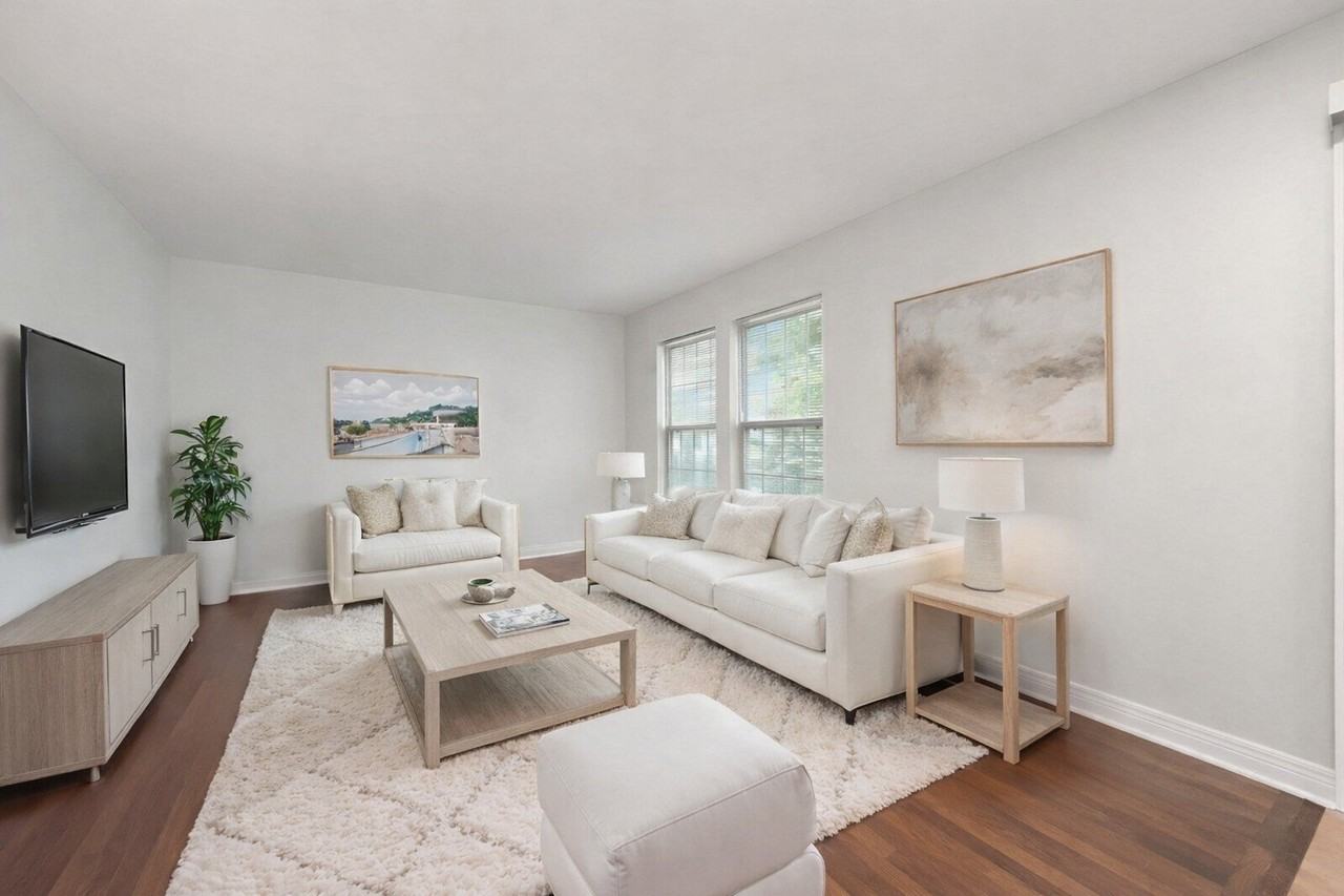 2235 Cheshire Dr - Photo 4 of 16