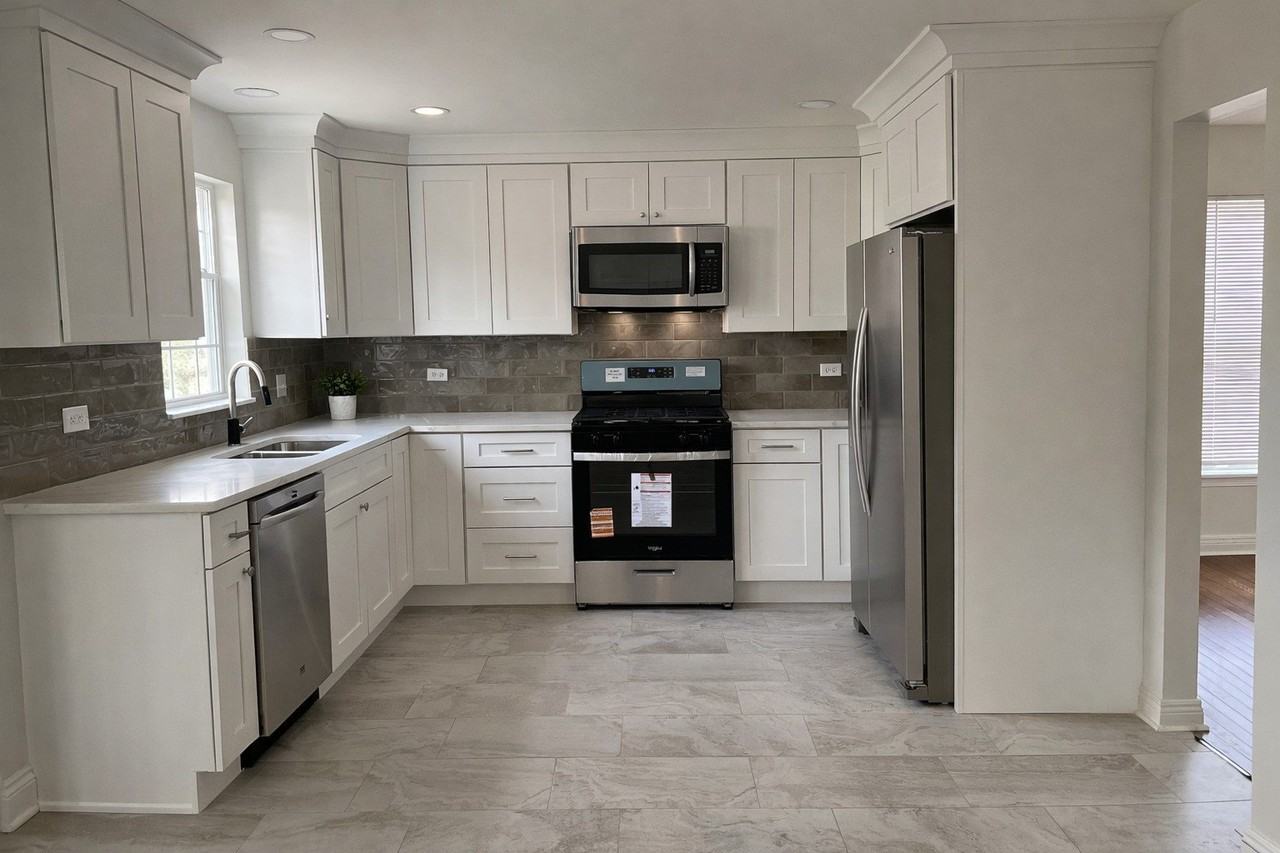 2235 Cheshire Dr - Photo 5 of 16