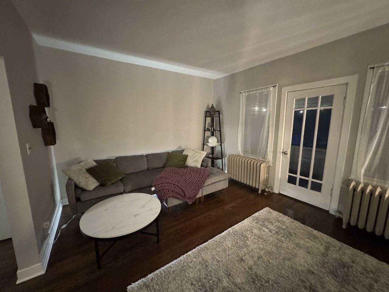 139 W Russell St Apt 2e - Photo 2 of 14