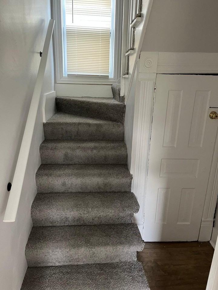 11578 S Perry Ave - Photo 7 of 11