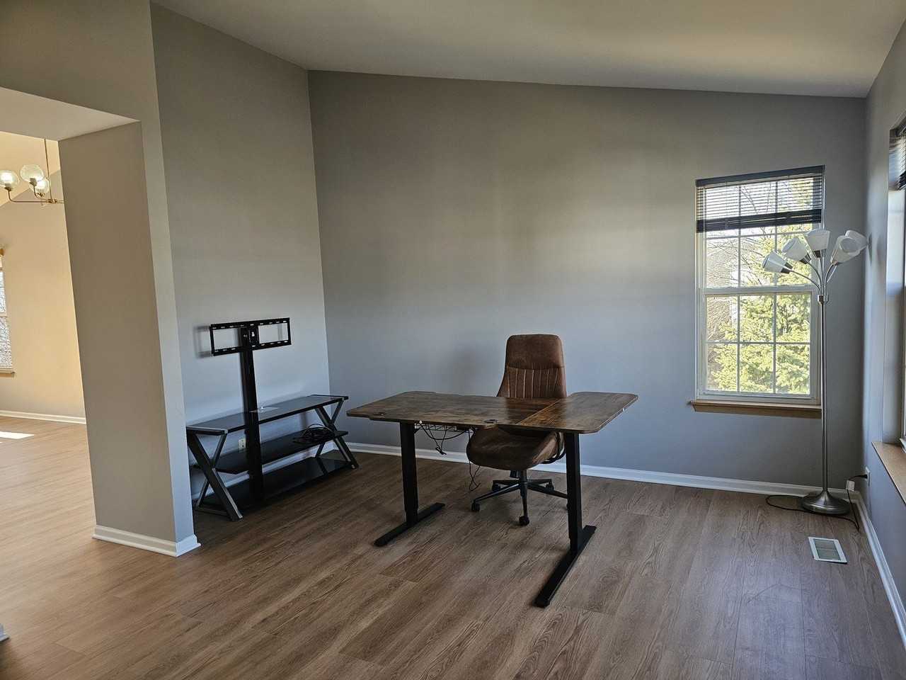 852 Woodewind Dr - Photo 7 of 20