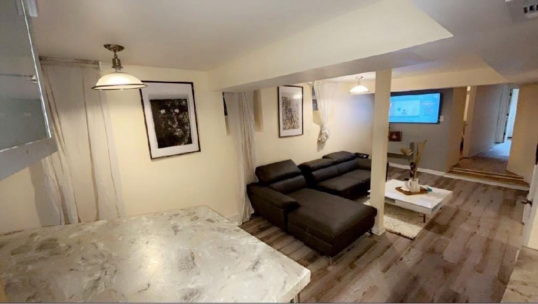 1624 S Throop St Unit G - Photo 4 of 8