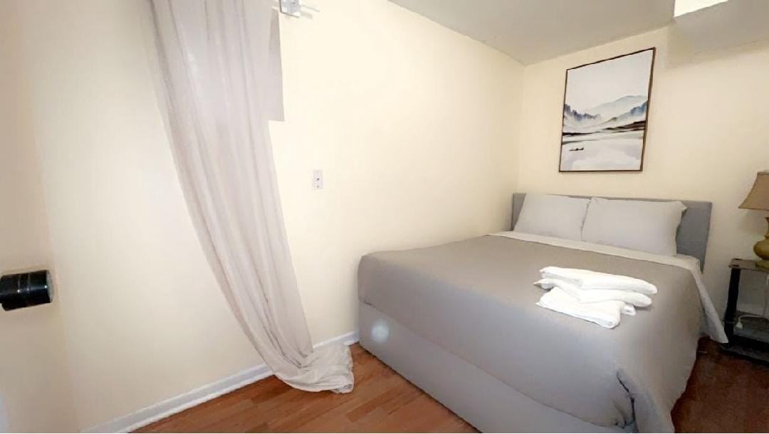 1624 S Throop St Unit G - Photo 7 of 8