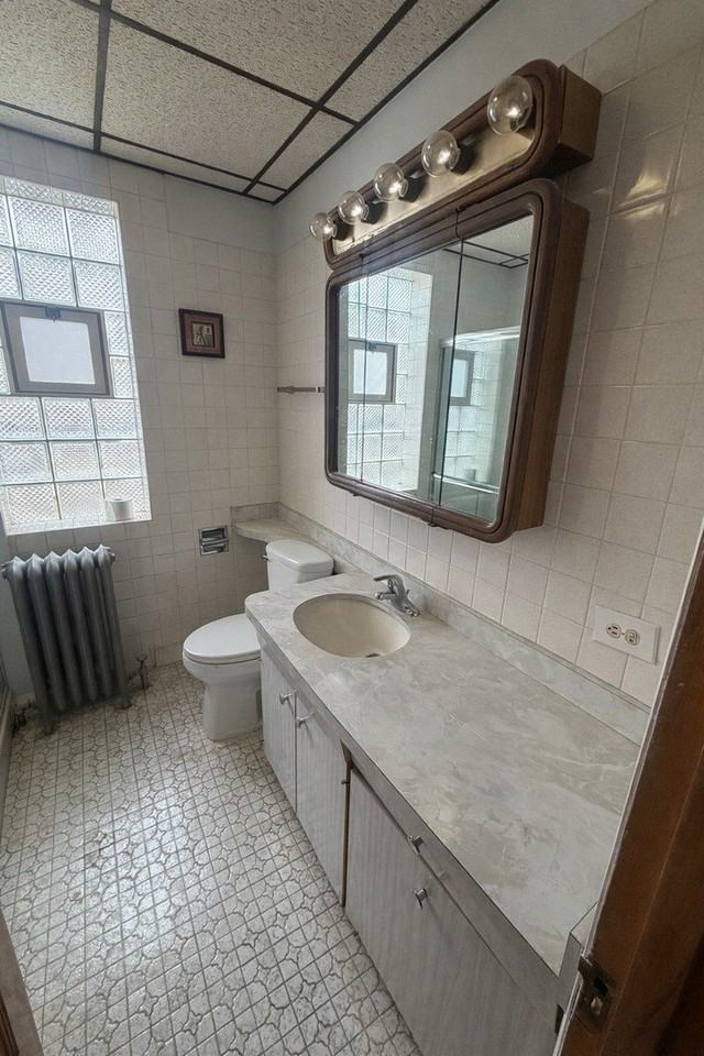 5434 W School St Unit 2 - Photo 7 of 9