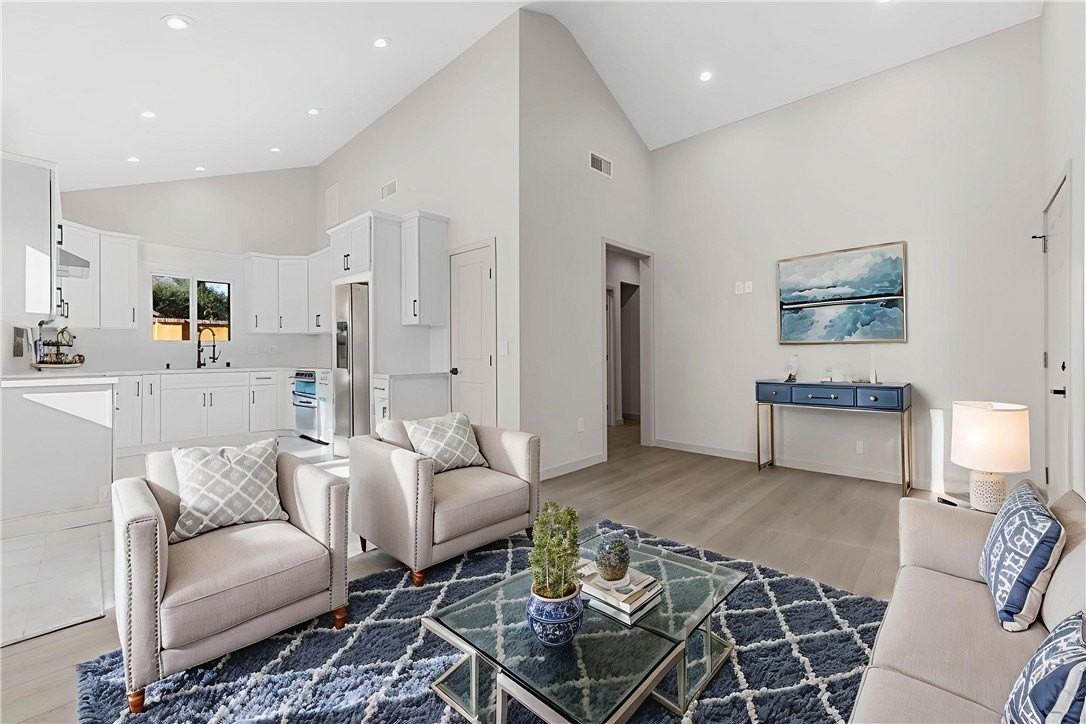 13249 Kagel Canyon St - Photo 6 of 37