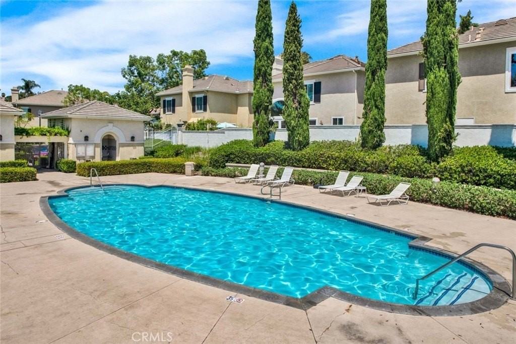 38 Melrose Dr - Photo 6 of 13