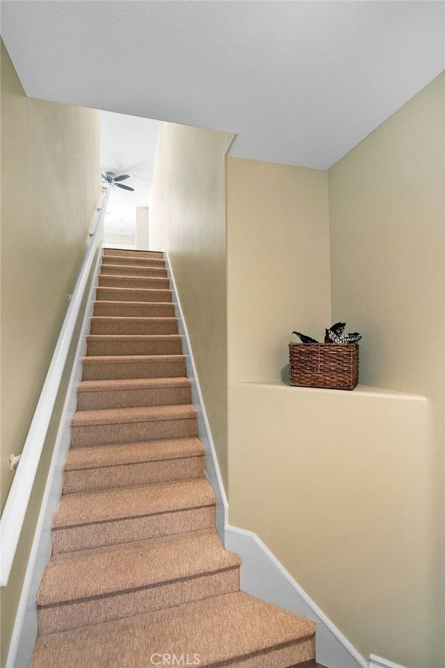 1292 S Country Glen Way - Photo 3 of 43