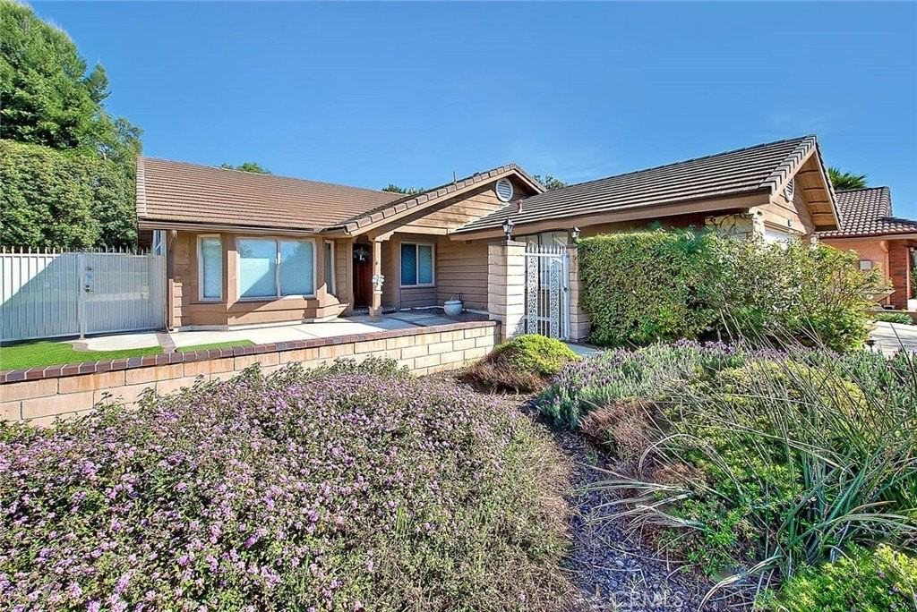 22 Gunsmoke Ave - Photo 5 of 50