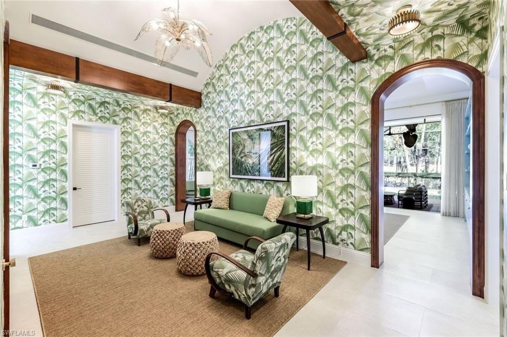 2904 Tiburon Blvd E - Photo 5 of 38