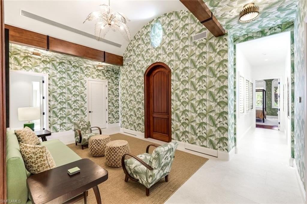 2904 Tiburon Blvd E - Photo 7 of 38