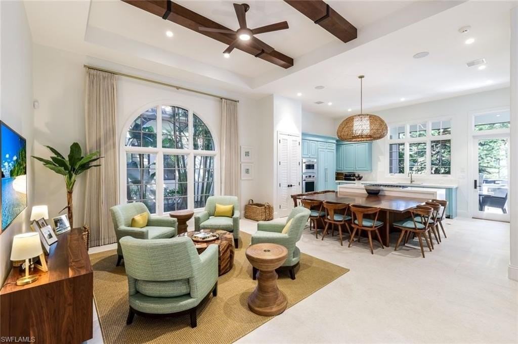 2904 Tiburon Blvd E - Photo 5 of 37