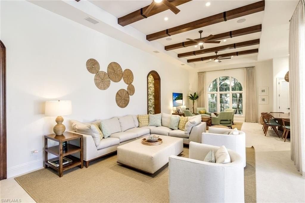 2904 Tiburon Blvd E - Photo 3 of 37
