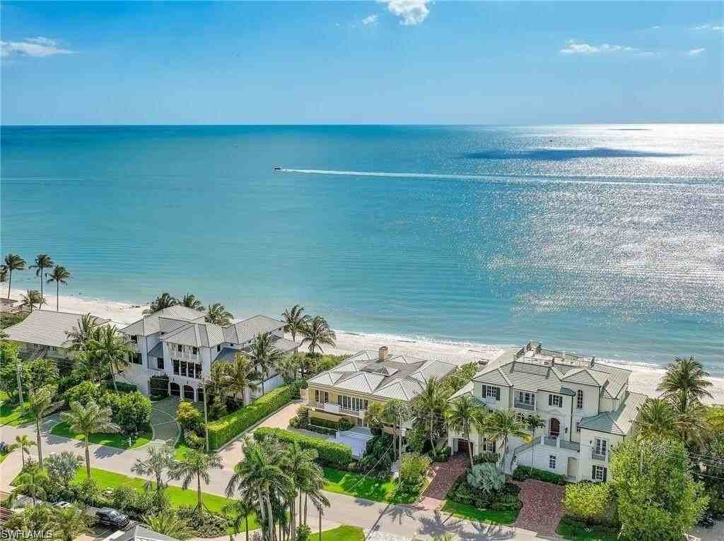 3860 Gordon Dr - Photo 3 of 36