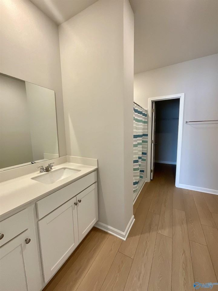 17801 Denham Cir - Photo 7 of 14