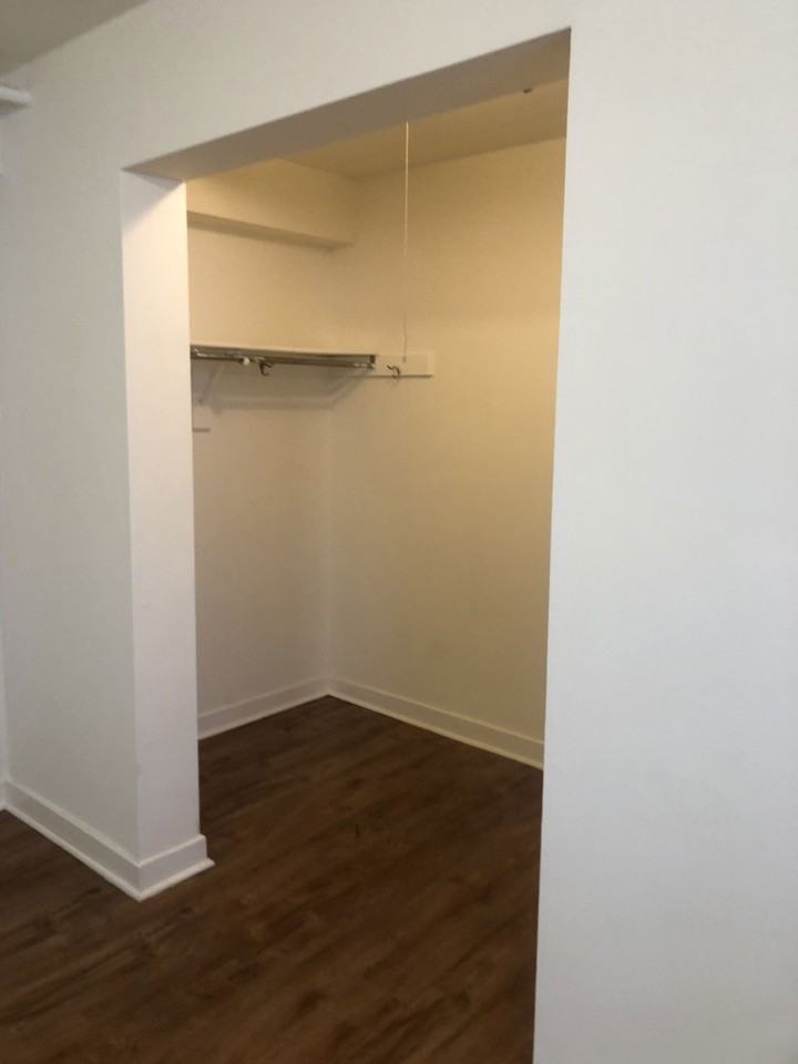 4715 Walnut St #B14 - Photo 2 of 5