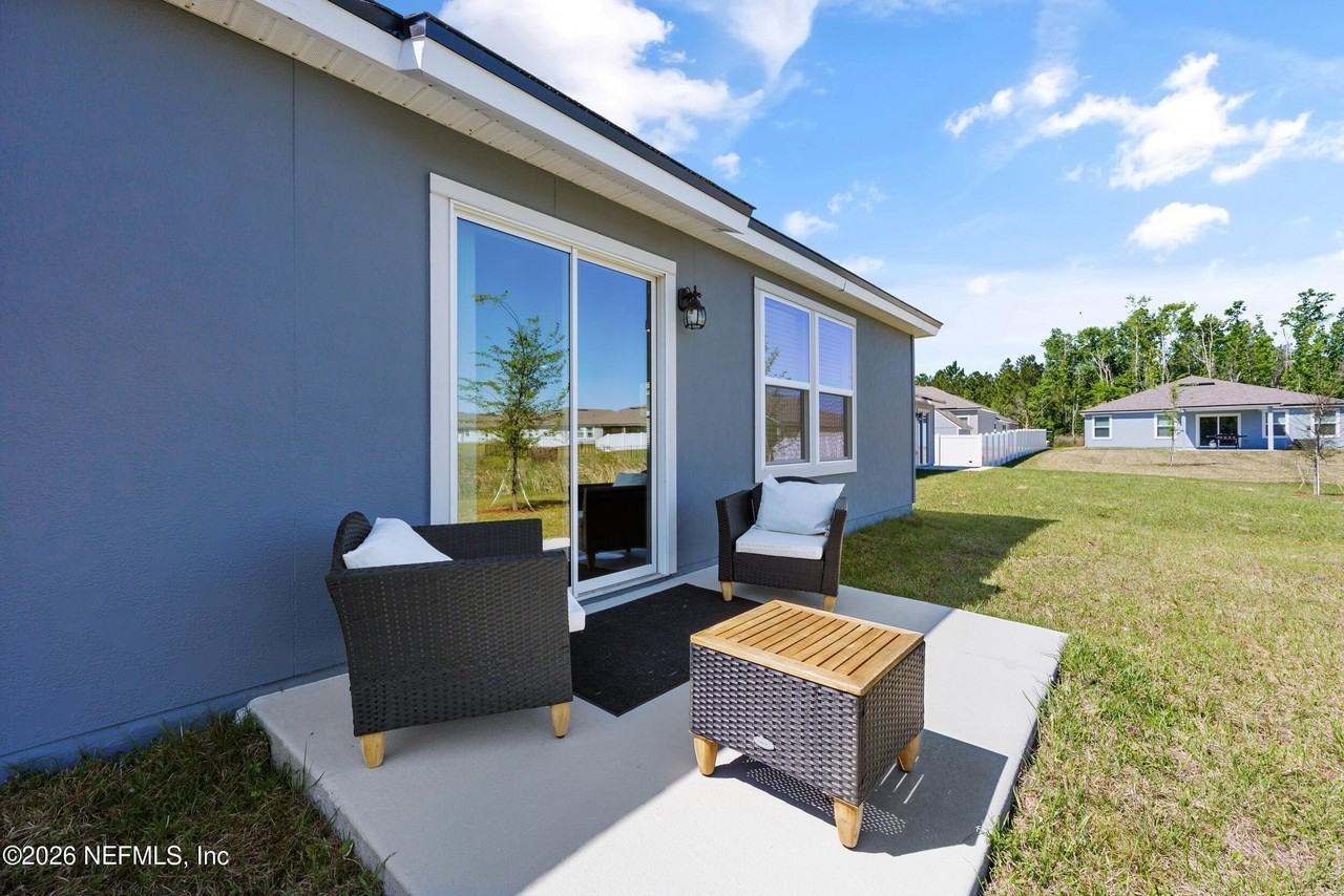 2223 Setting Sun Way - Photo 5 of 18