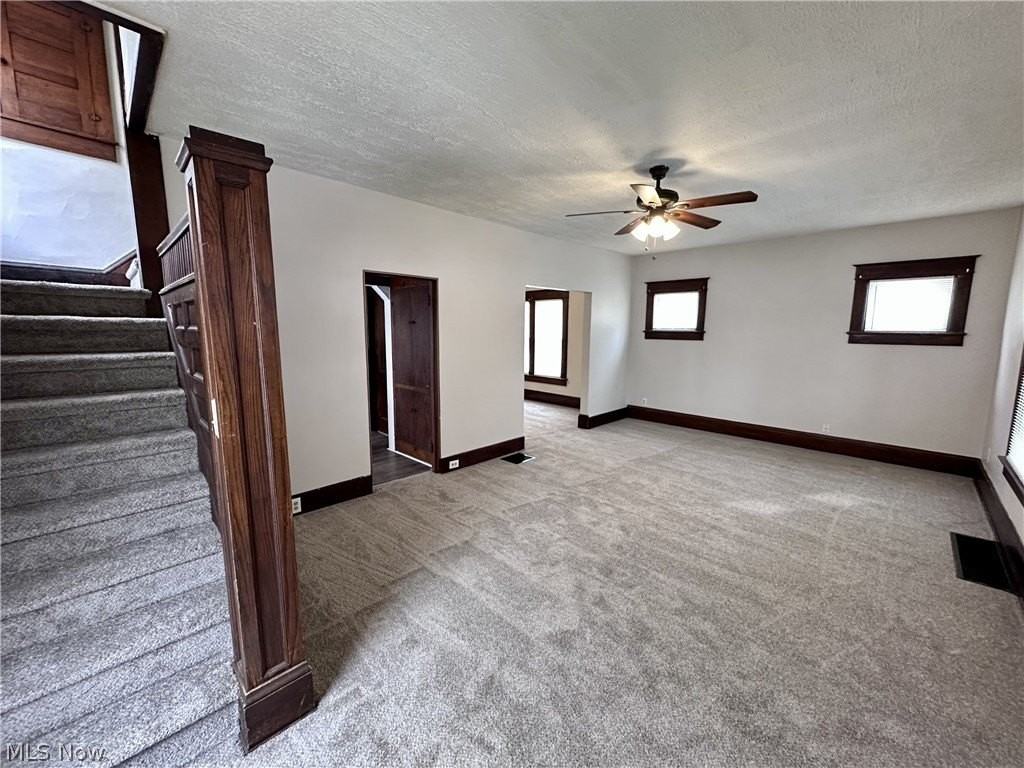 2172 12th St Sw - Photo 3 of 10