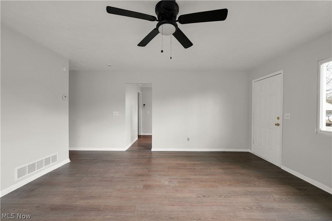 12114 Milligan Ave - Photo 7 of 25