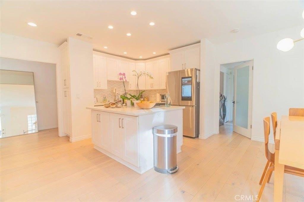 5179 Canoga Ave - Photo 7 of 21