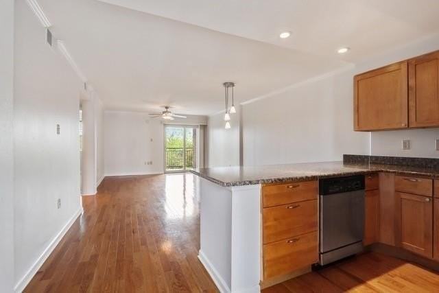 3915 Saint Charles Ave #604 - Photo 2 of 14