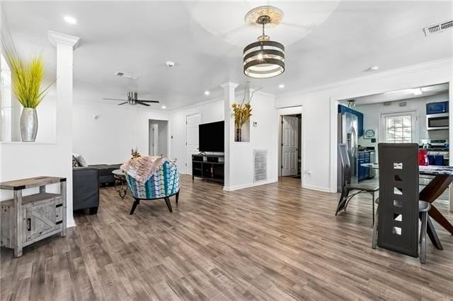 3702 Trafalgar St - Photo 2 of 10