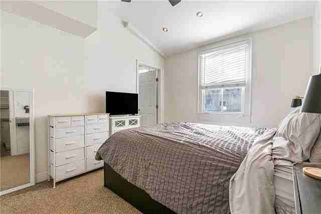 1011 Toledano St - Photo 7 of 10