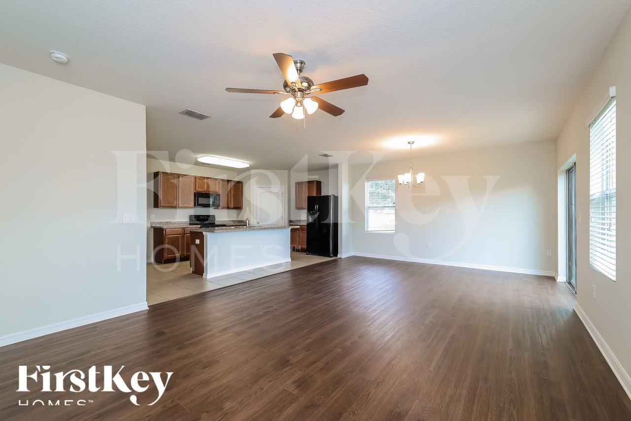 908 Chanler Dr - Photo 3 of 18