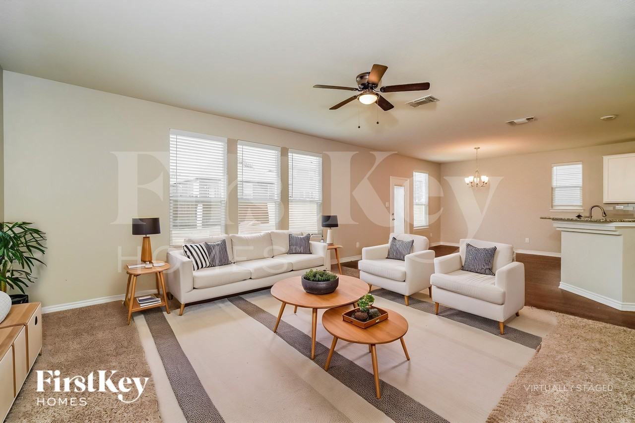 3964 Gentle Mdw - Photo 5 of 19