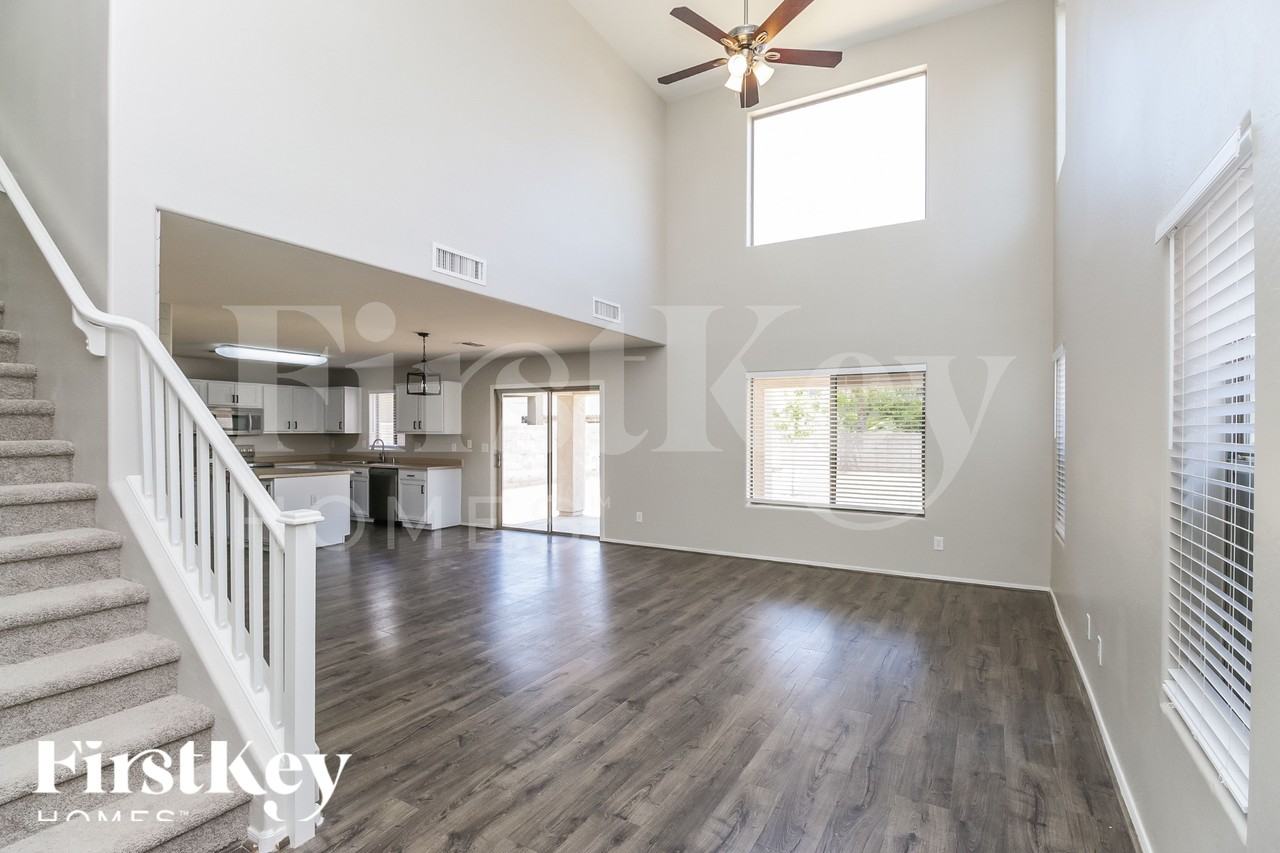 1168 W Desert Basin Dr - Photo 2 of 18