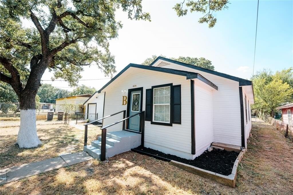 4514 Erath St - Photo 4 of 18