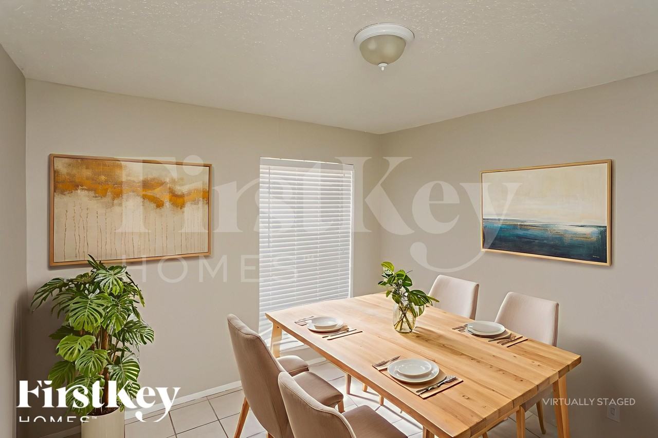 612 Coolwood Ln - Photo 7 of 19