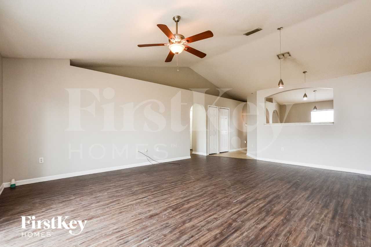 2189 Rio Grande Canyon Loop - Photo 3 of 18