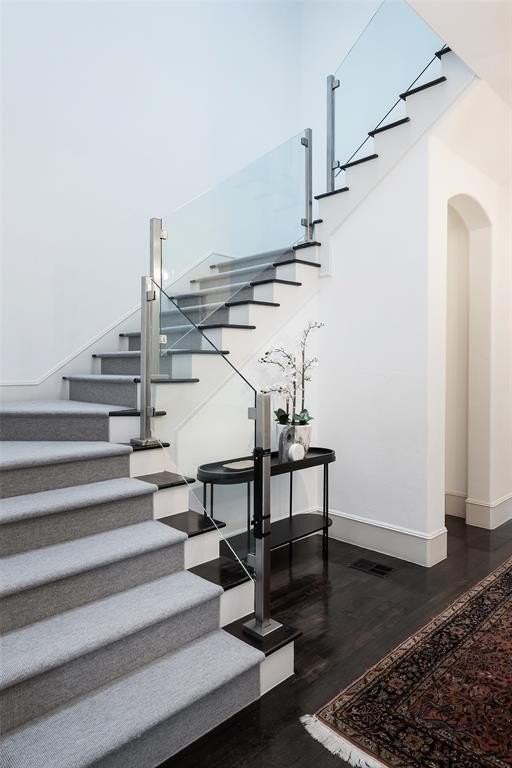 3629 Shenandoah St - Photo 5 of 27