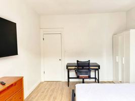 featured image of 33 Lenox Rd