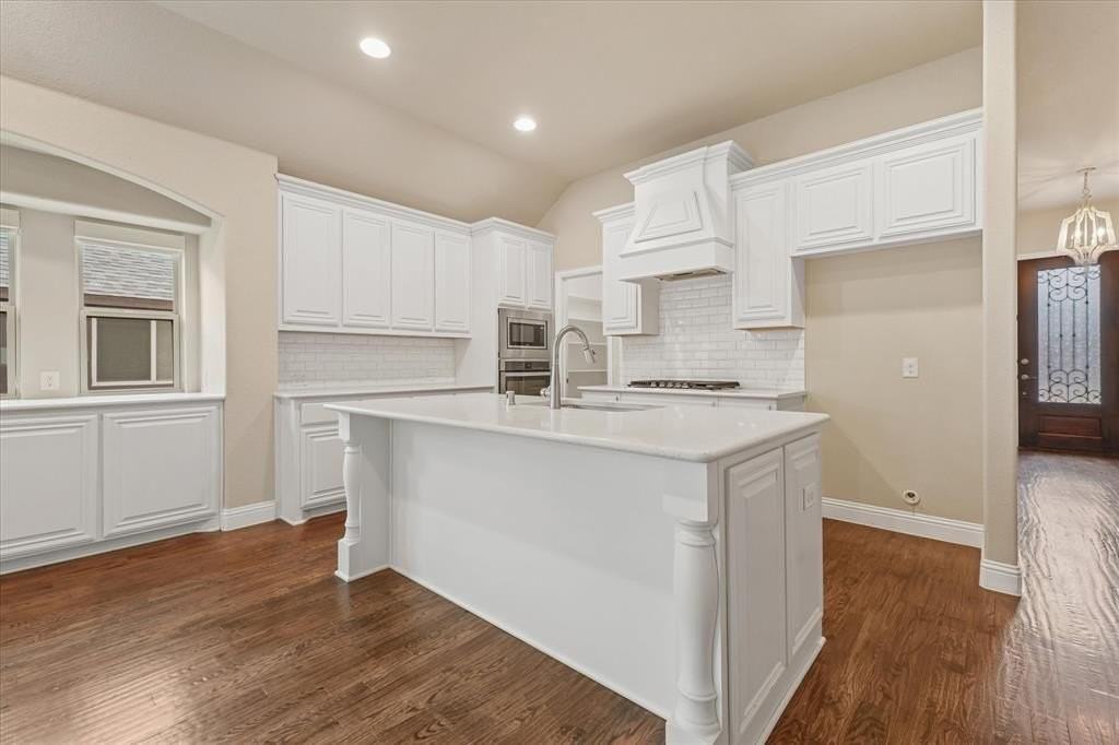 1509 Bull St - Photo 6 of 19