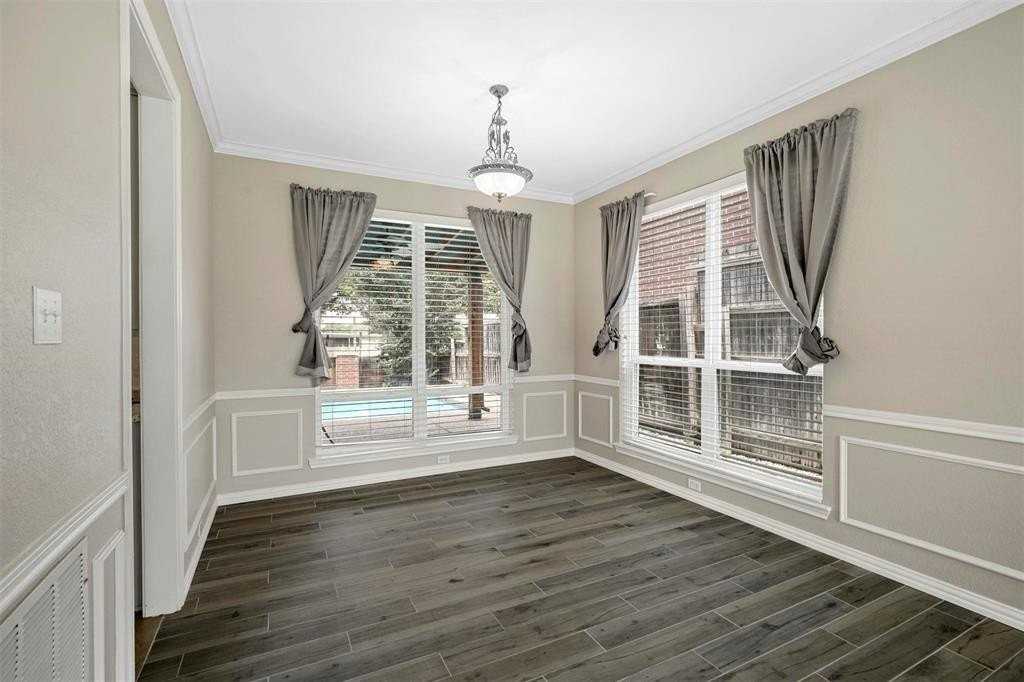 2421 Old Hickory Ln - Photo 5 of 40